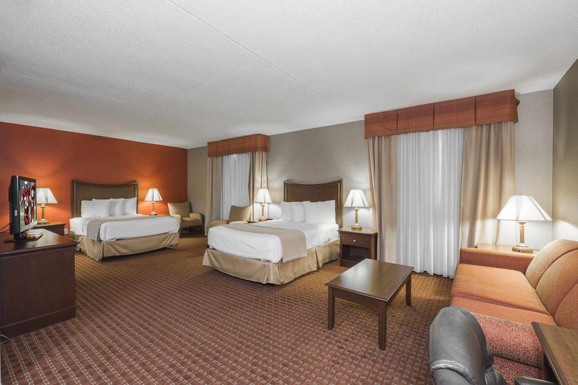 Quality Inn & Suites Owego מראה חיצוני תמונה